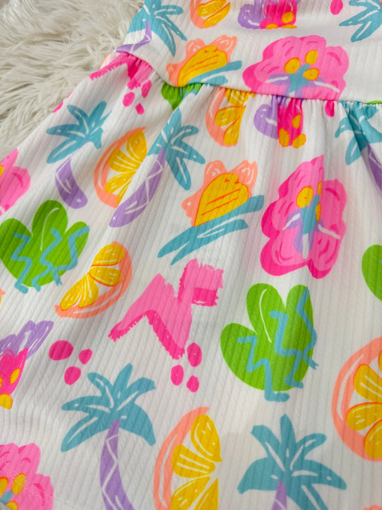 Vestido niña estampado tropical multicolor con tirantes rosa