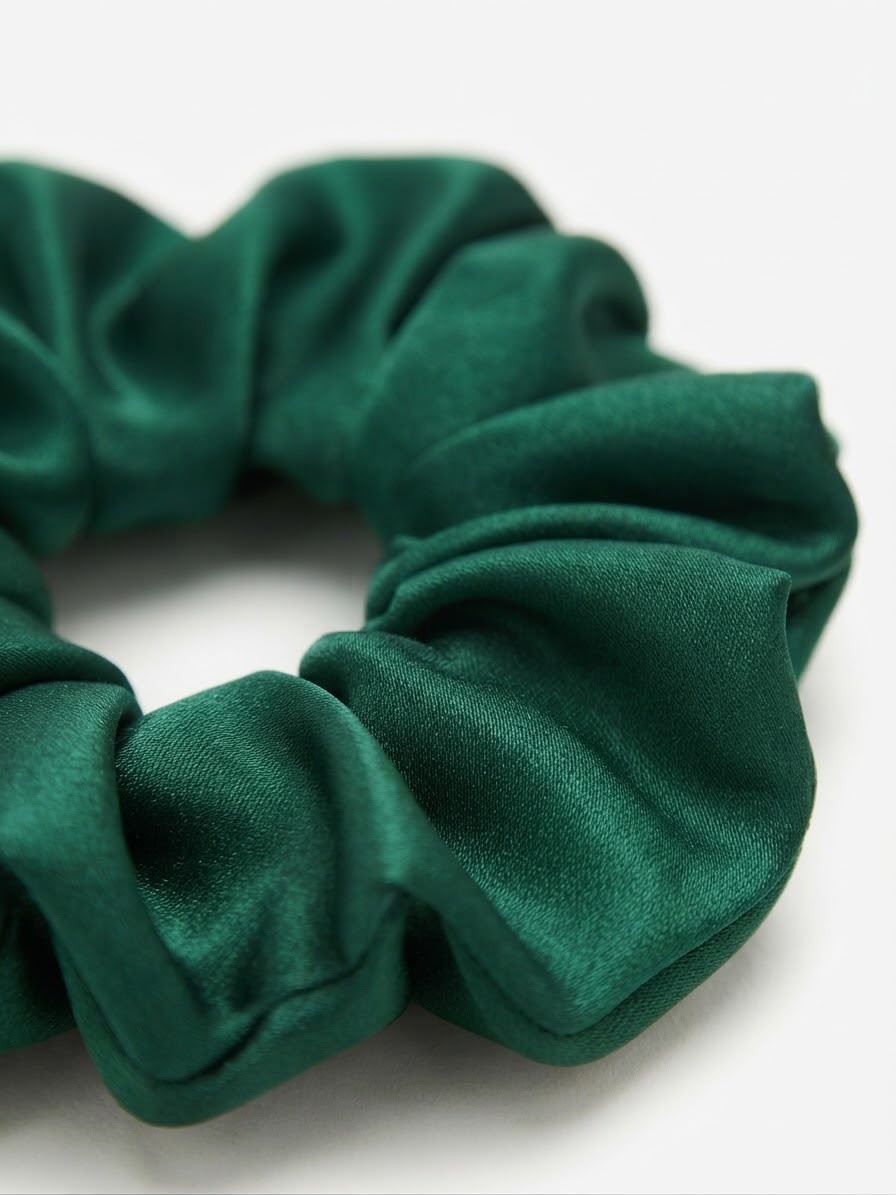 Liga cabello accesorio satinada verde esmeralda
