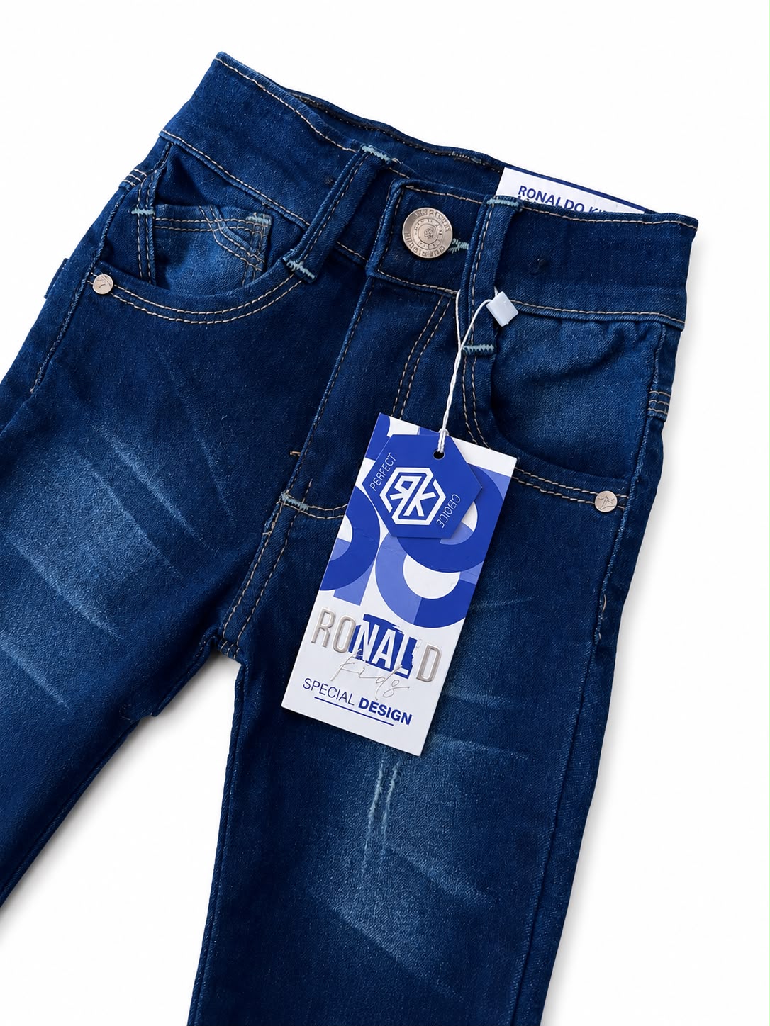 Pantalón niño mezclilla azul oscuro con efecto deslavado