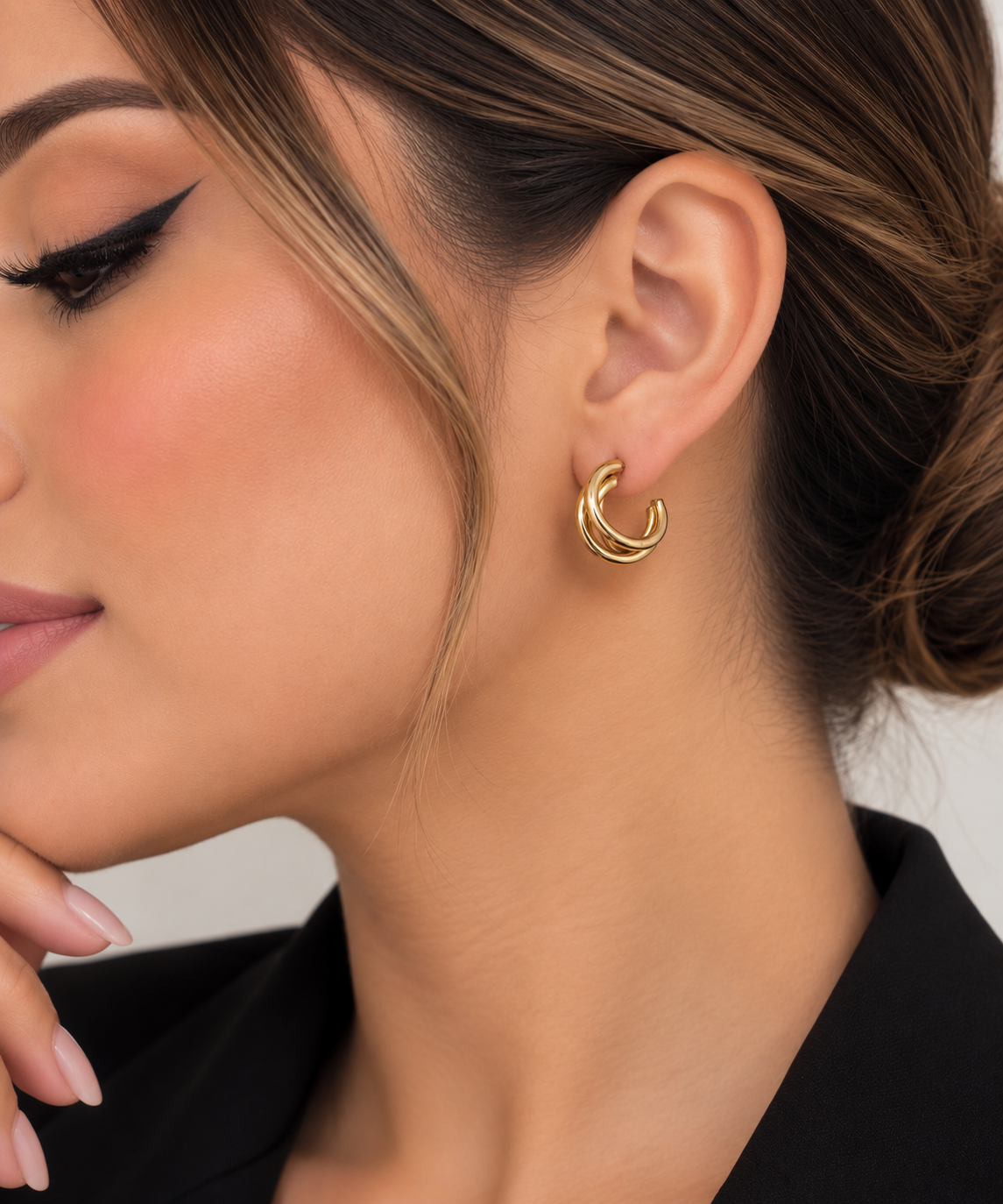 Aretes dama dorados de aro triple ✨