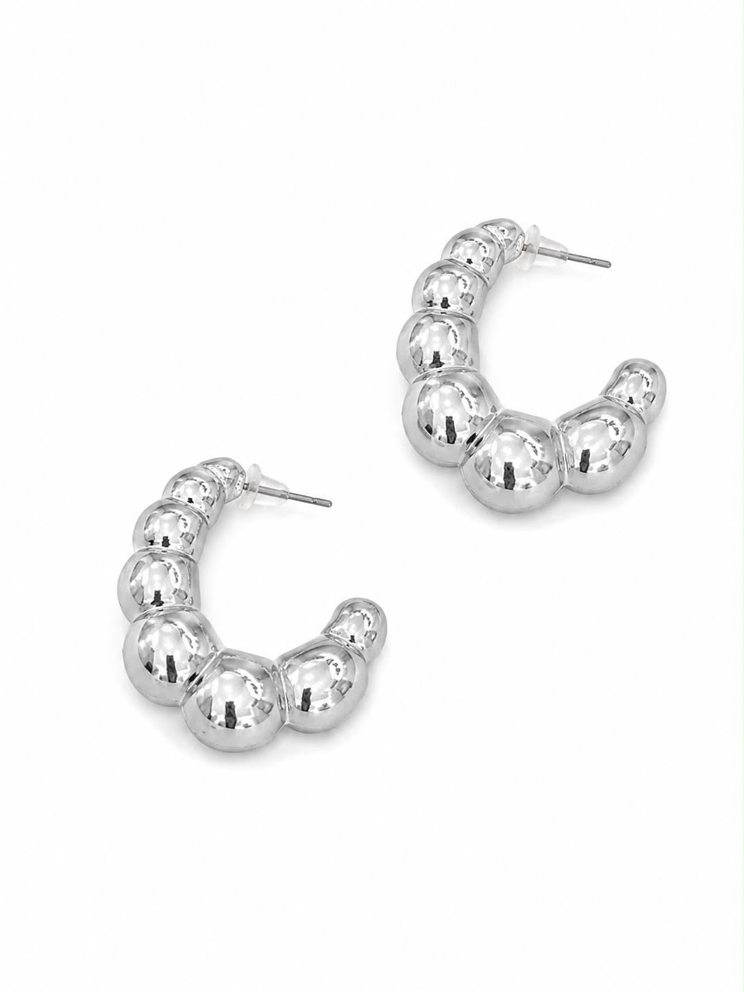 Aretes argolla de esferas plateadas bolitas