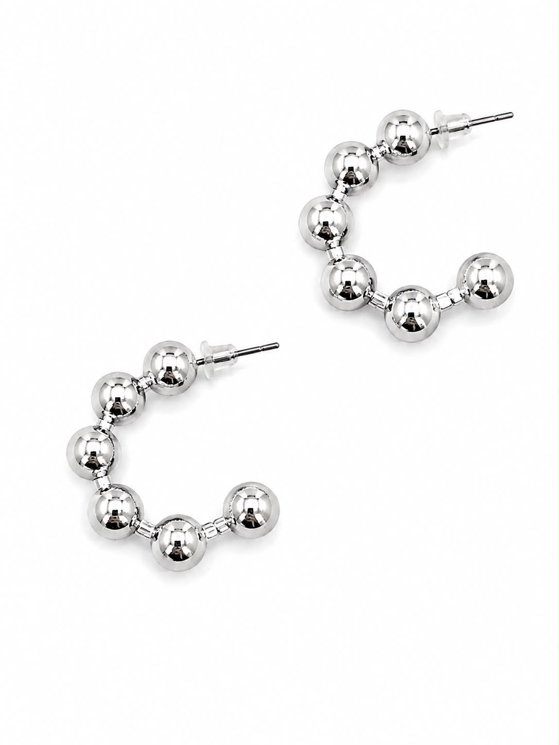 Aretes argolla de perlas plateadas