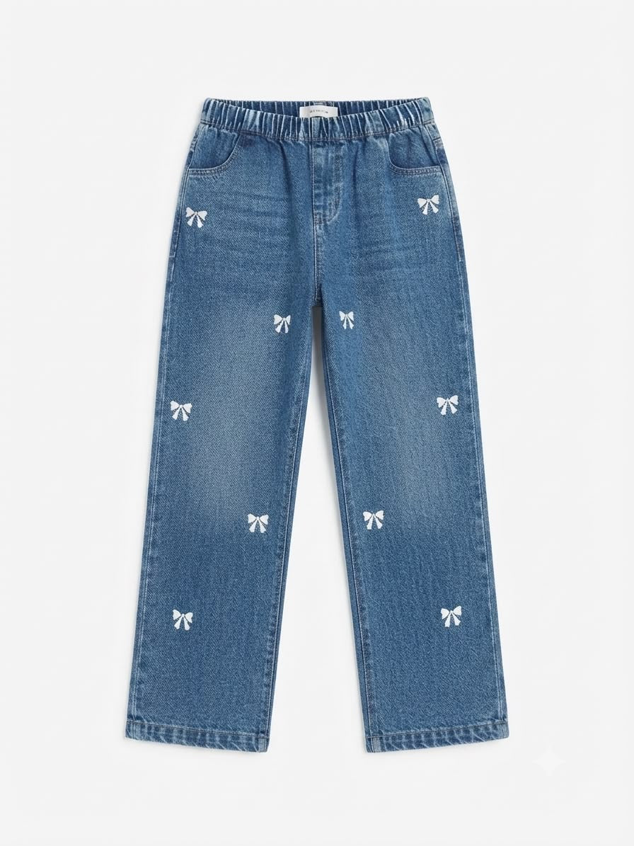 Set niña pantalón de mezclilla con bordos