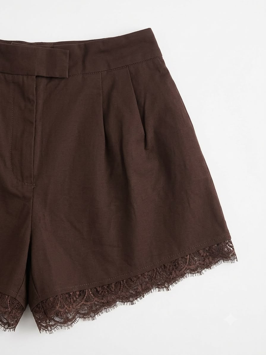 Short Dama Café con Encaje en Bastilla