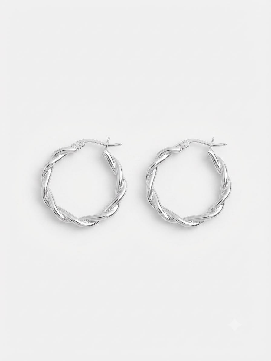 Aretes de Aro Trenzado Plateados – Elegancia Atemporal