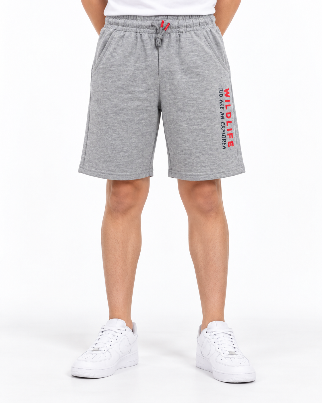Short niño gris con estampado lateral en contraste