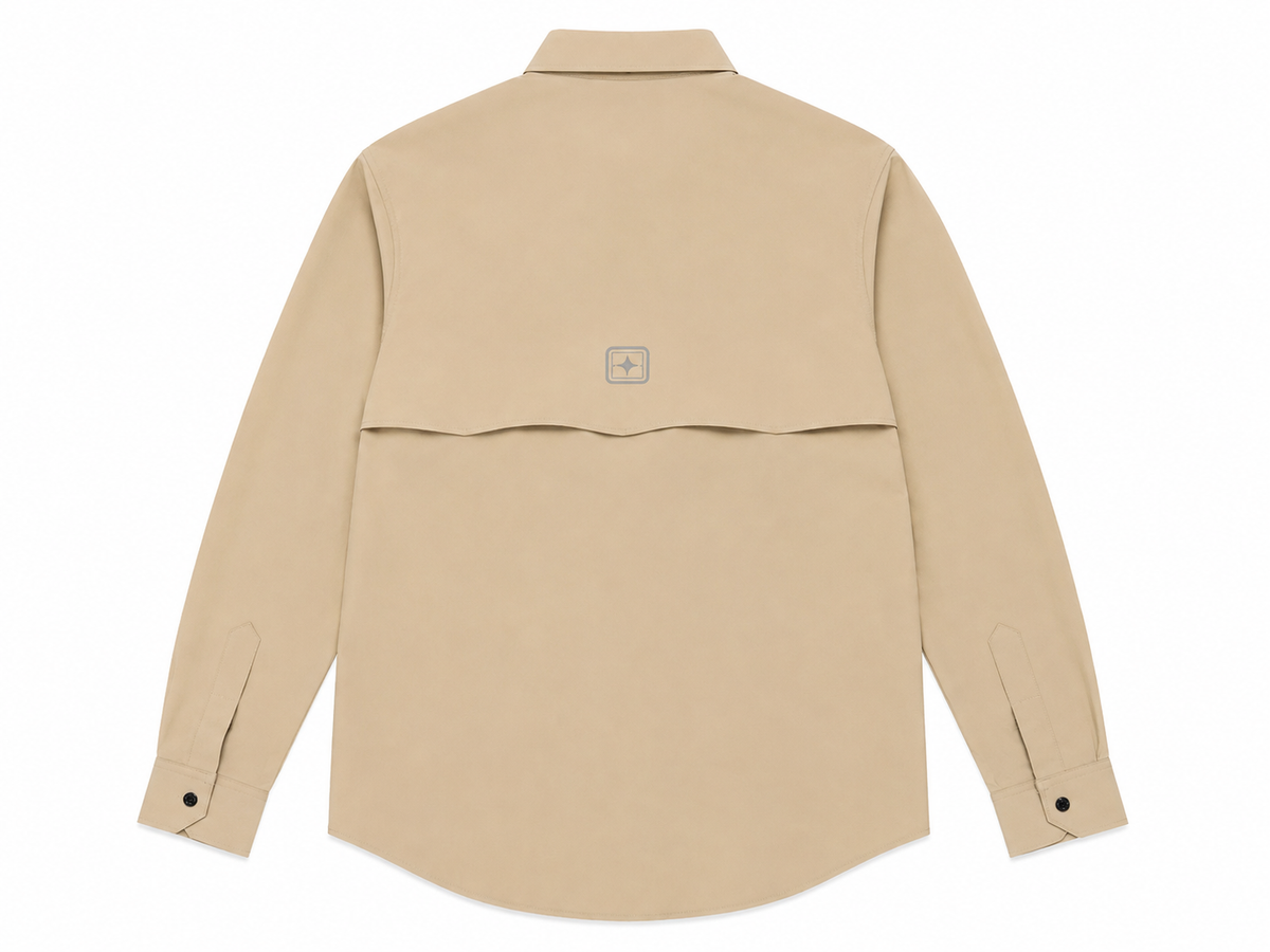 Camisa Caballero Beige Manga Larga con Bolsillos