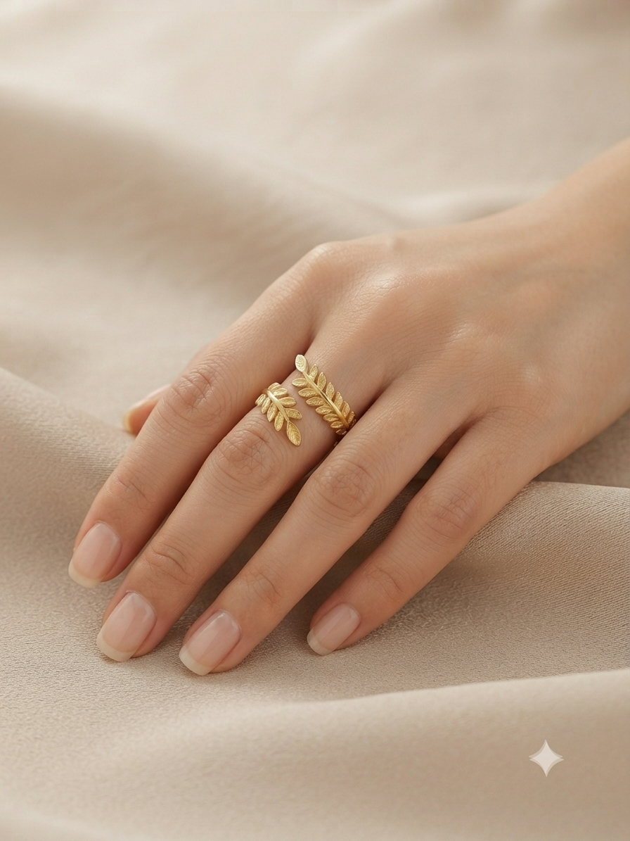 ✨ Anillo dama hojas doradas