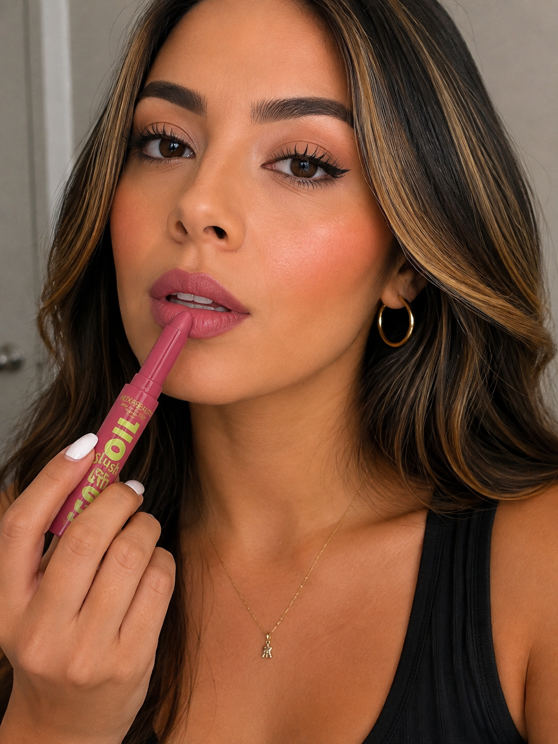Labial en barra Fat Oil – Color aleatorio 💄✨