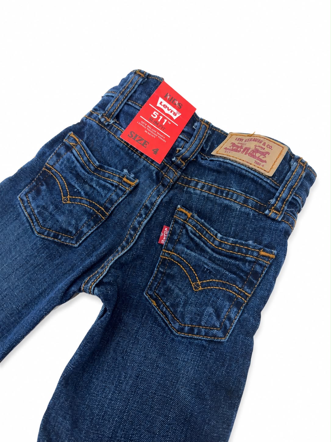 Pantalón niño mezclilla azul oscuro de corte recto