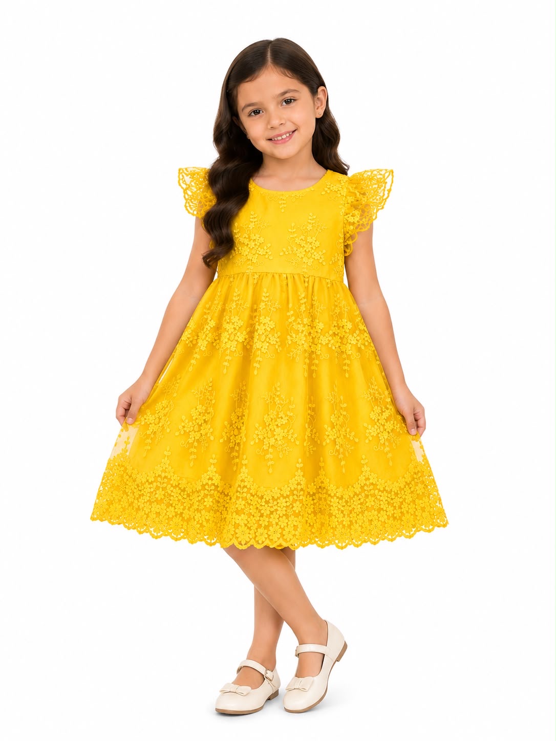 Vestido niña amarillos con bordado floral y encaje