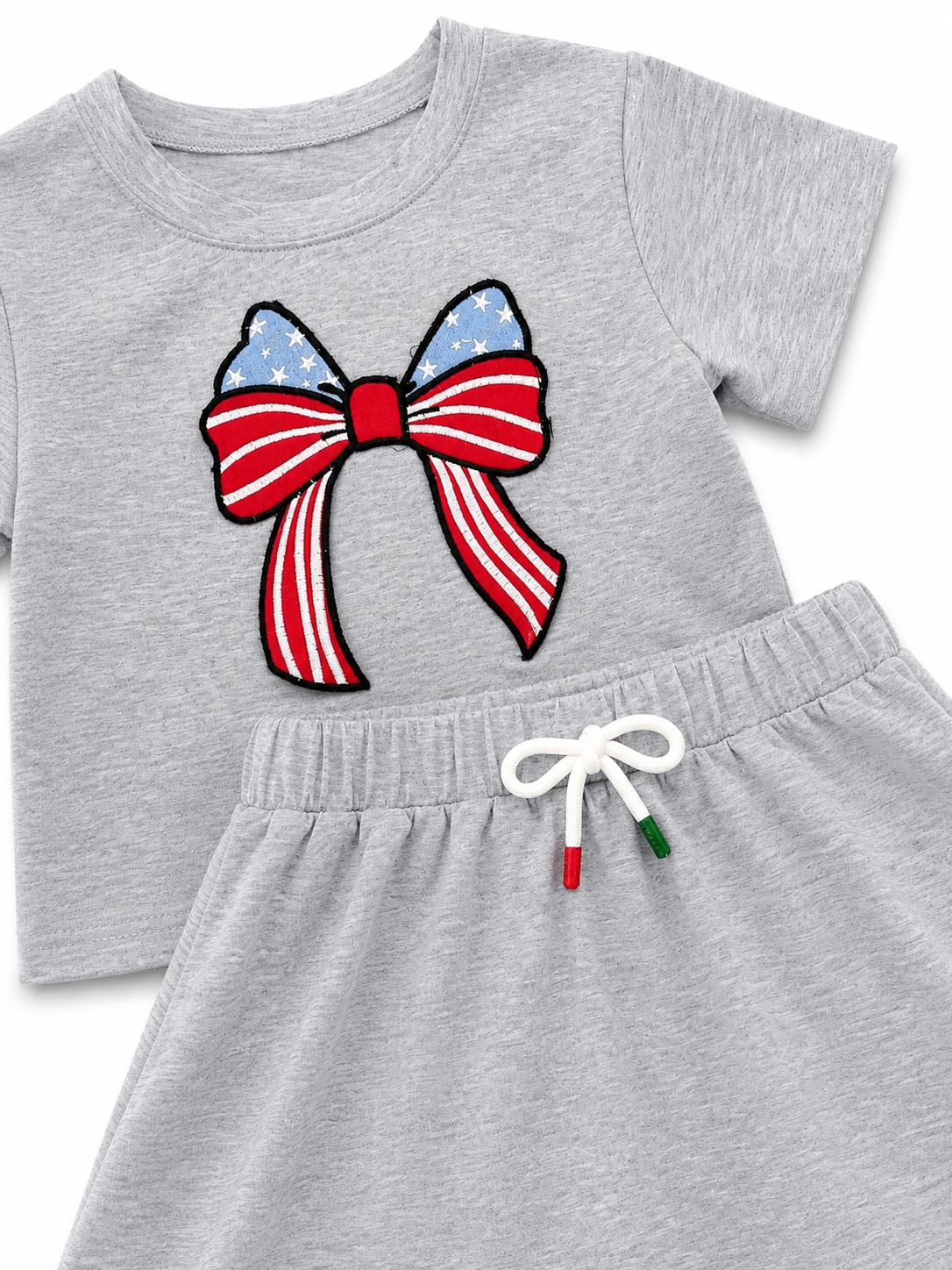 Set niña gris con blusa y falda