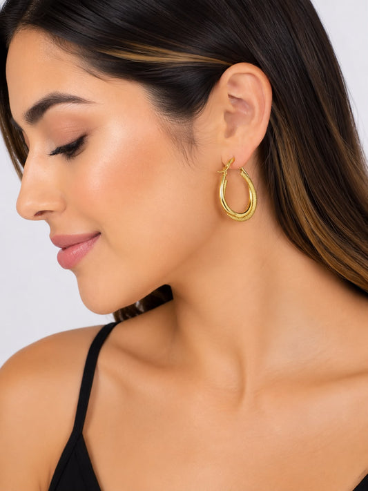 Aretes Arracadas Doradas Texturizadas ✨