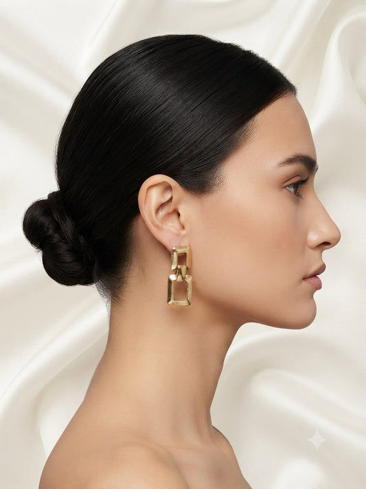 Aretes colgantes dorados eslabones geométricos
