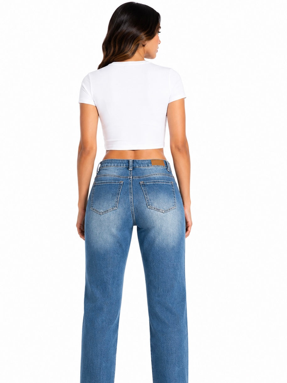 Pantalón dama mezclilla recto con rasgados
