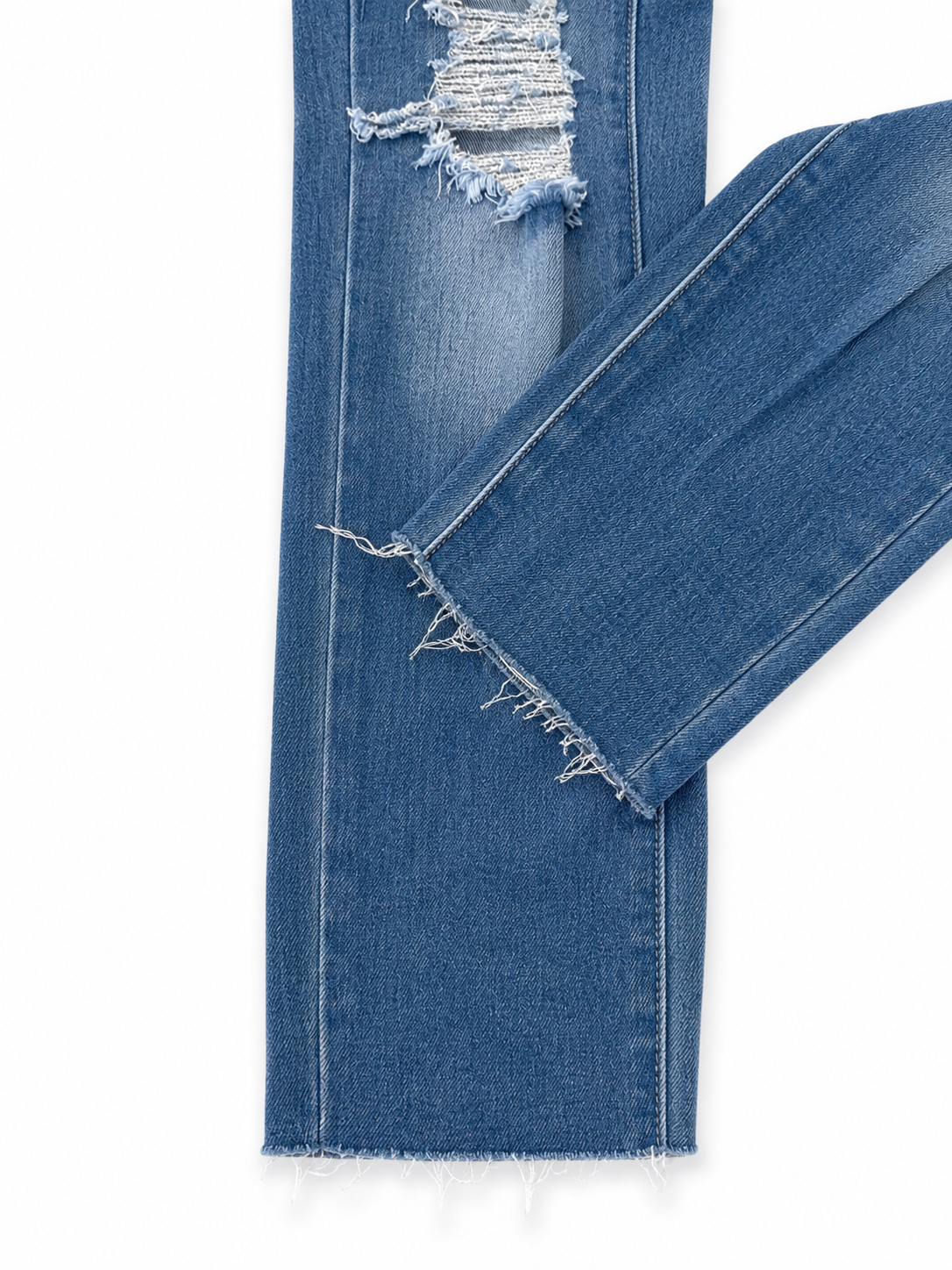 Pantalón dama mezclilla recto con rasgados