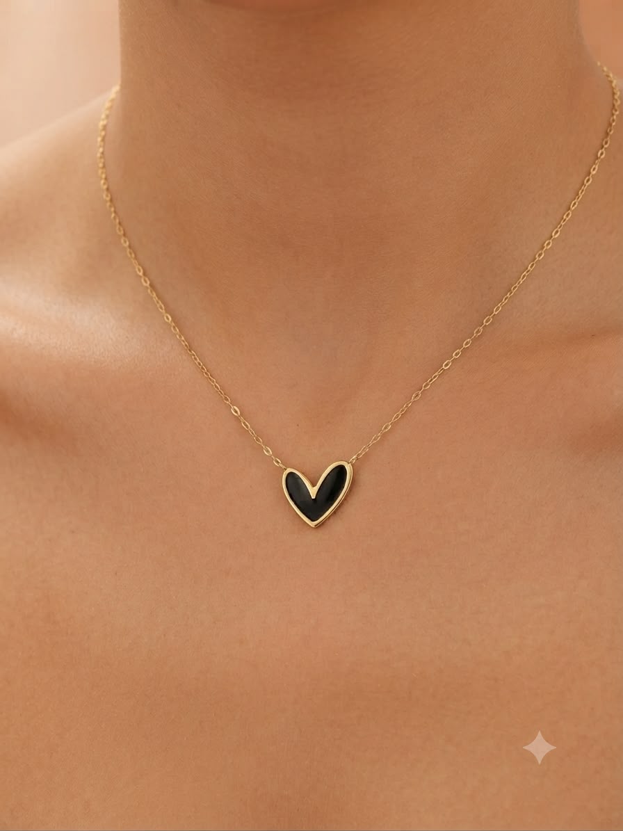 Collar accesorio dama – Corazón negro