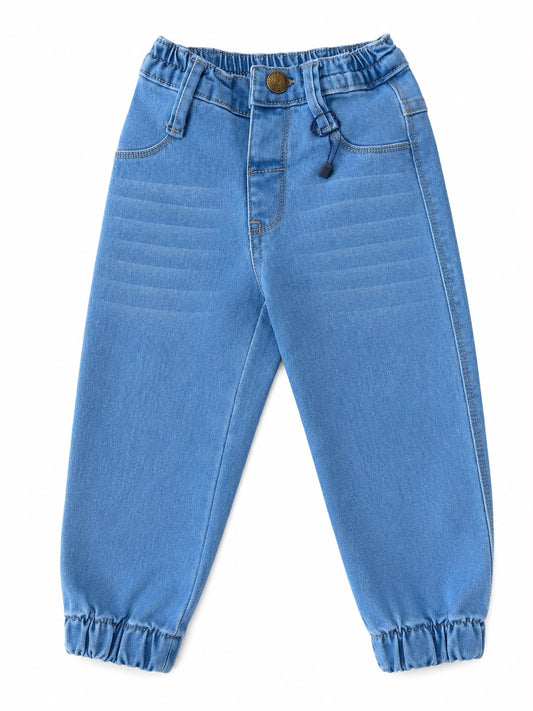 Pantalón niño mezclilla azul claro tipo jogger