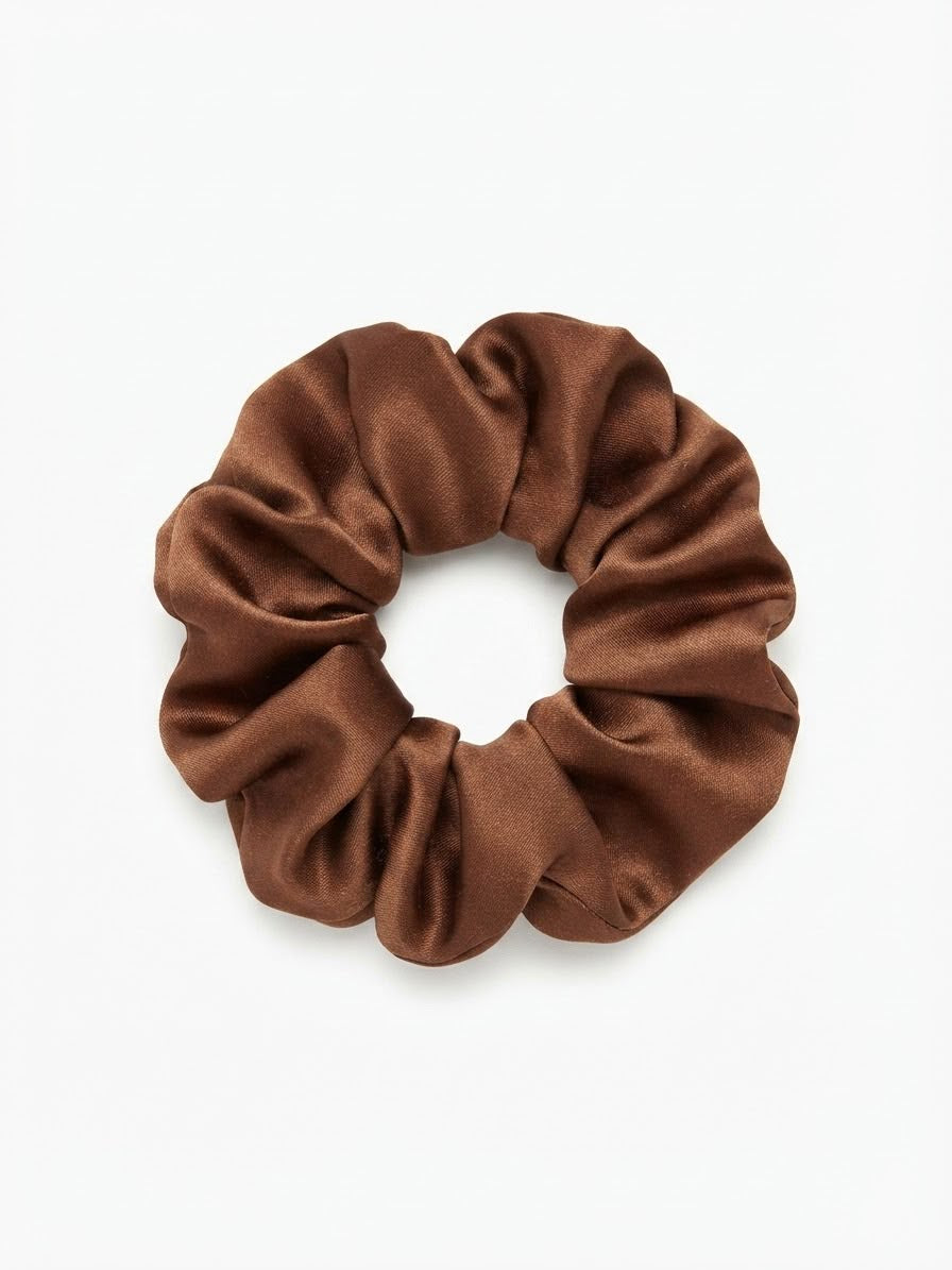 Liga cabello accesorio satinada café
