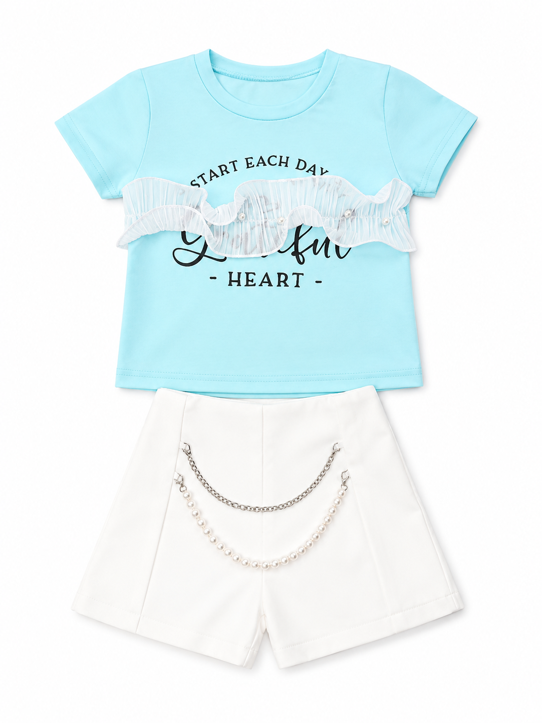 Set niña blusa azul cielo con short blanco