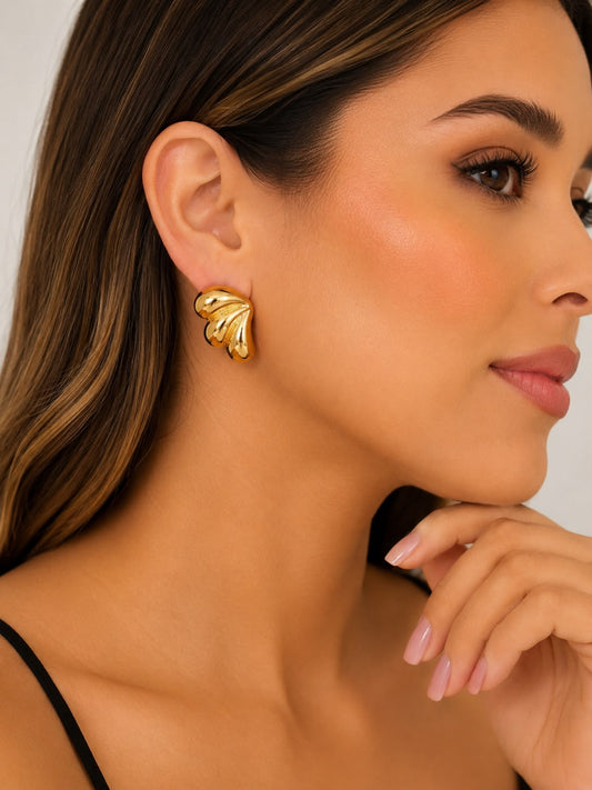 Aretes Dorados Diseño Espiral ✨
