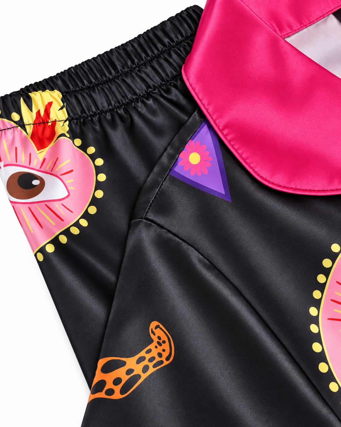 Pijama dama de 2 piezas con estampado de corazones y animal print ✨