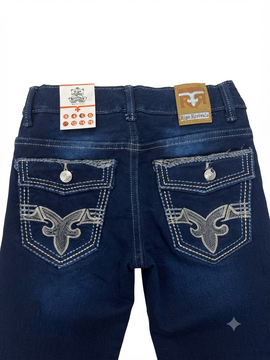 Pantalón niño mezclilla azul con bolsillos bordados