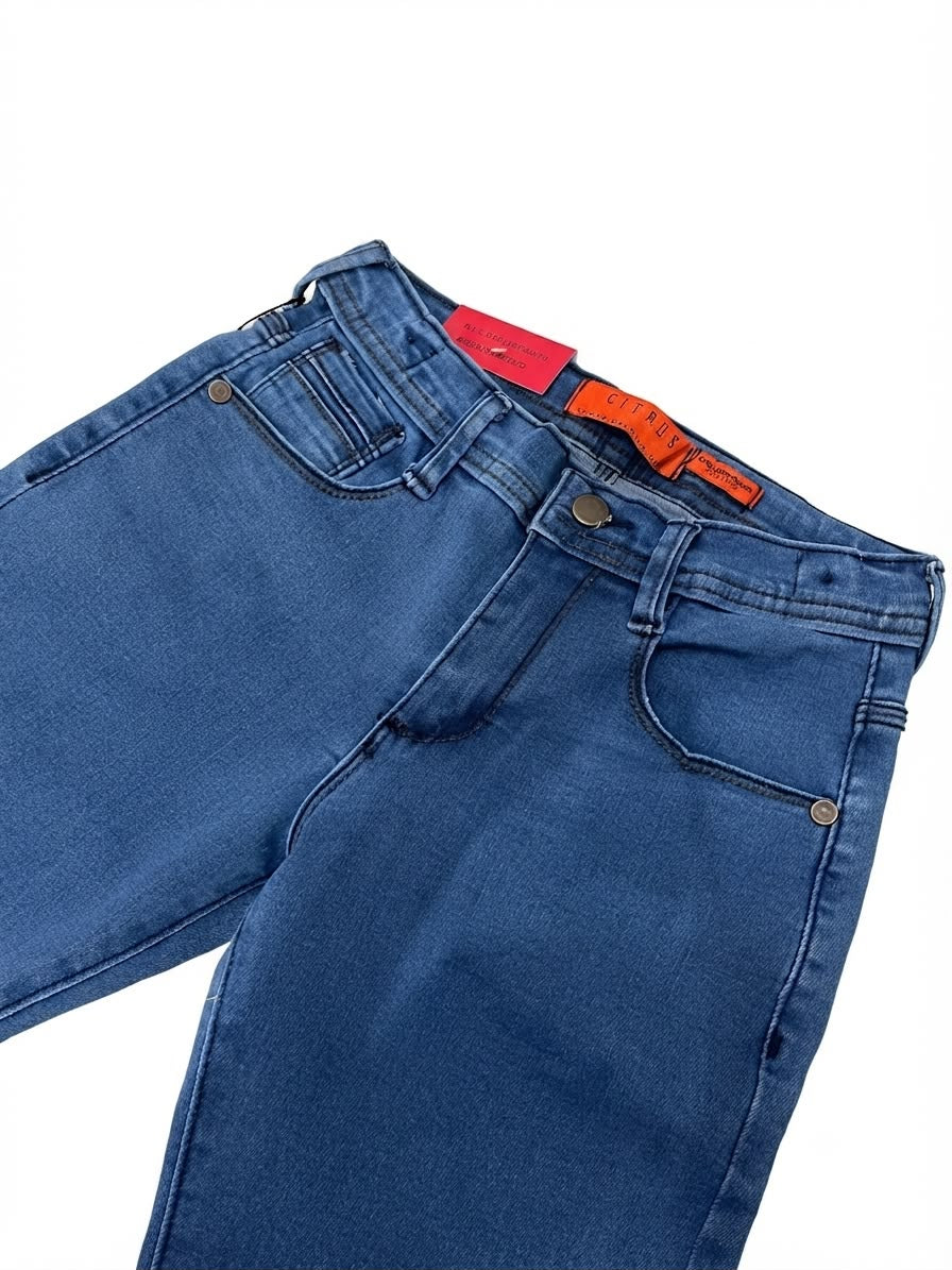 Pantalón niño de mezclilla clásico – Azul medio