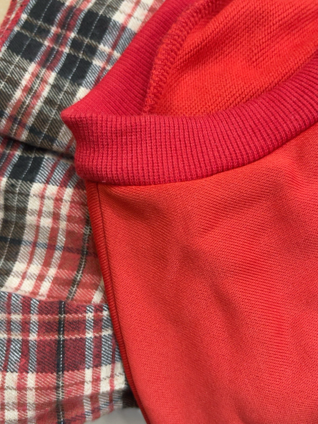 Vestido niña rojo con falda de cuadros ❤️✨