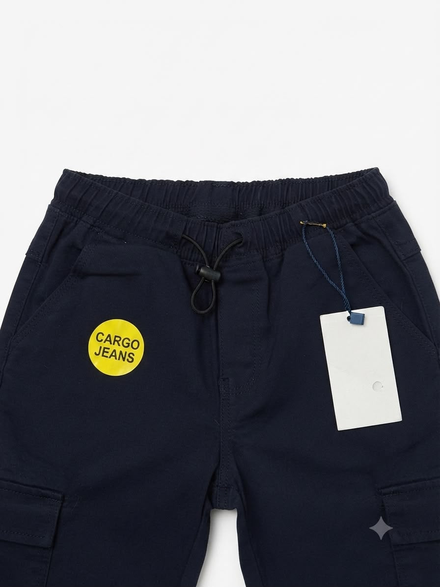 Pantalón niño tipo cargo azul marino