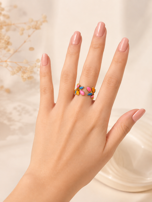 Anillo dama dorado con detalles multicolor ✨💖