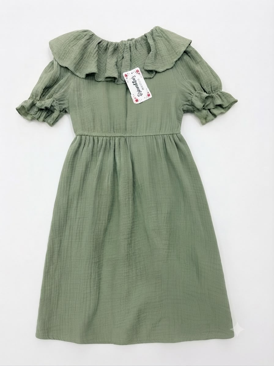 Vestido niña verde olivo con cuello de olan