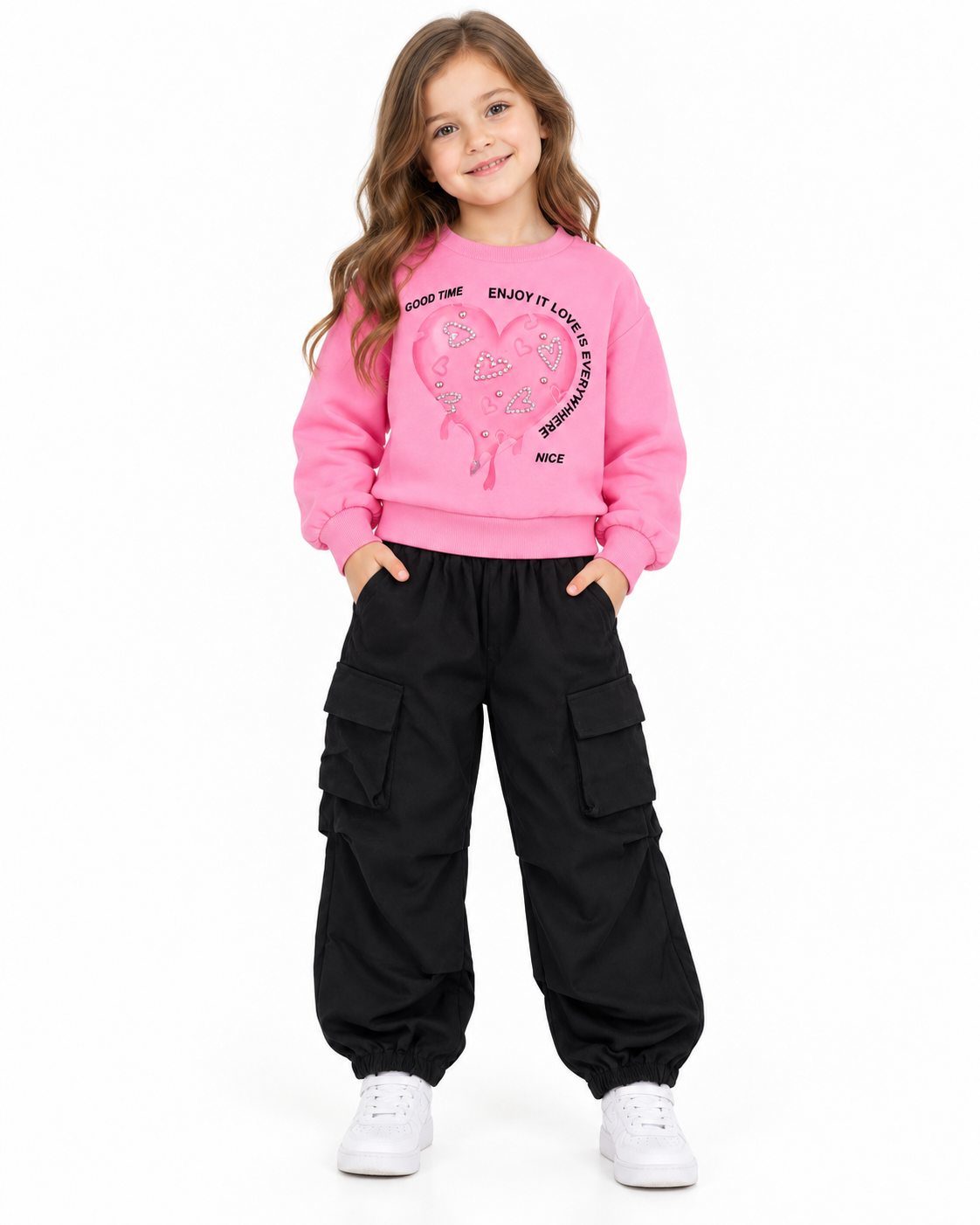 Set niña de 2 piezas con sudadera de corazón y pantalón cargo 💗✨
