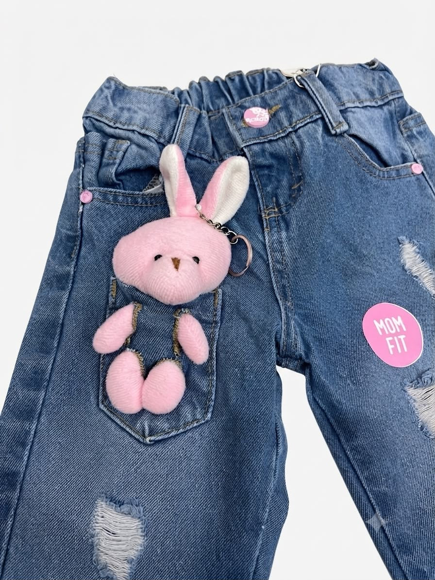 Pantalón niña mom fit mezclilla conejito