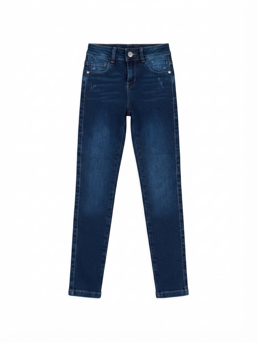 Pantalón niña skinny mezclilla con bordado de alas atrás