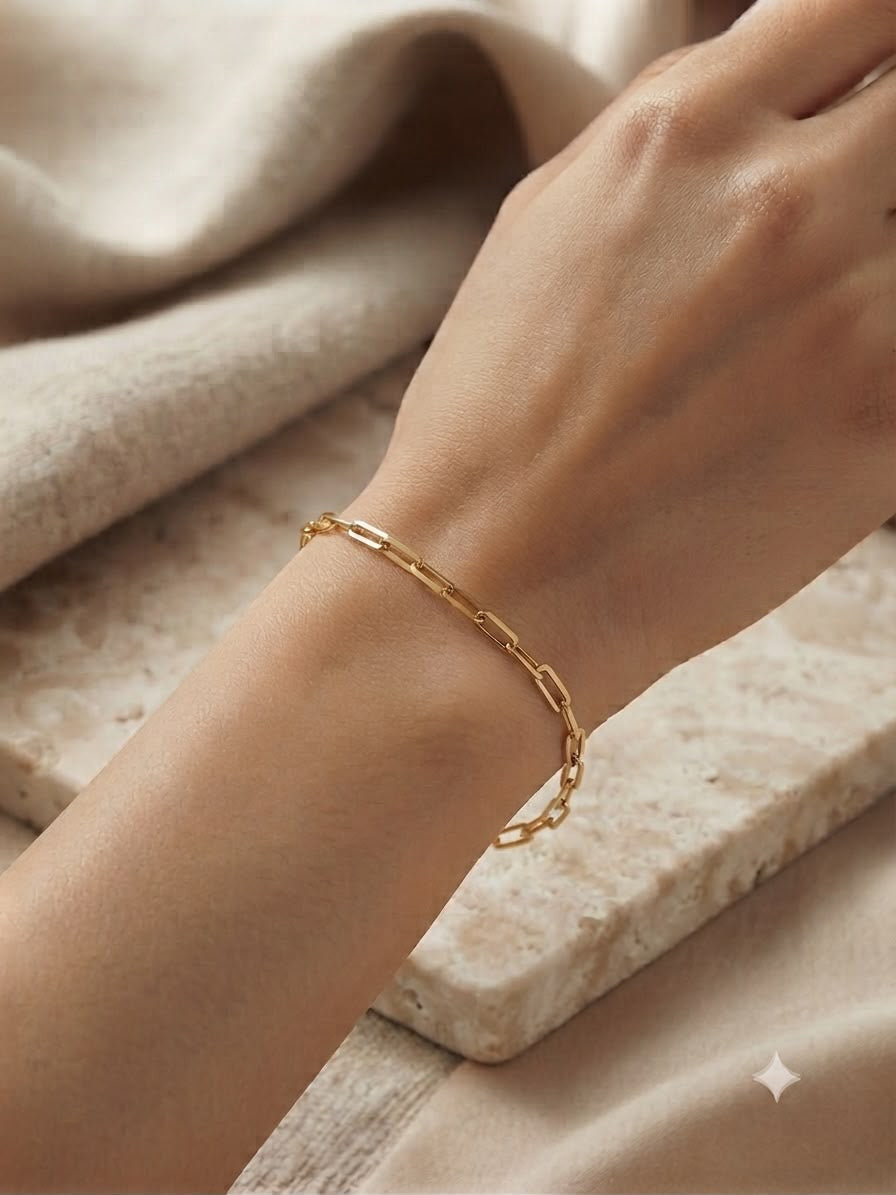 Pulsera Dama eslabones pequeños dorados
