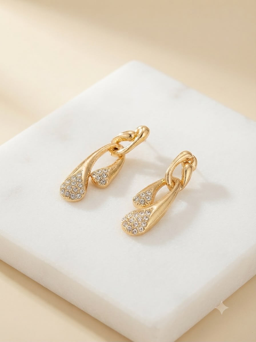 Aretes colgantes dorados con cristales