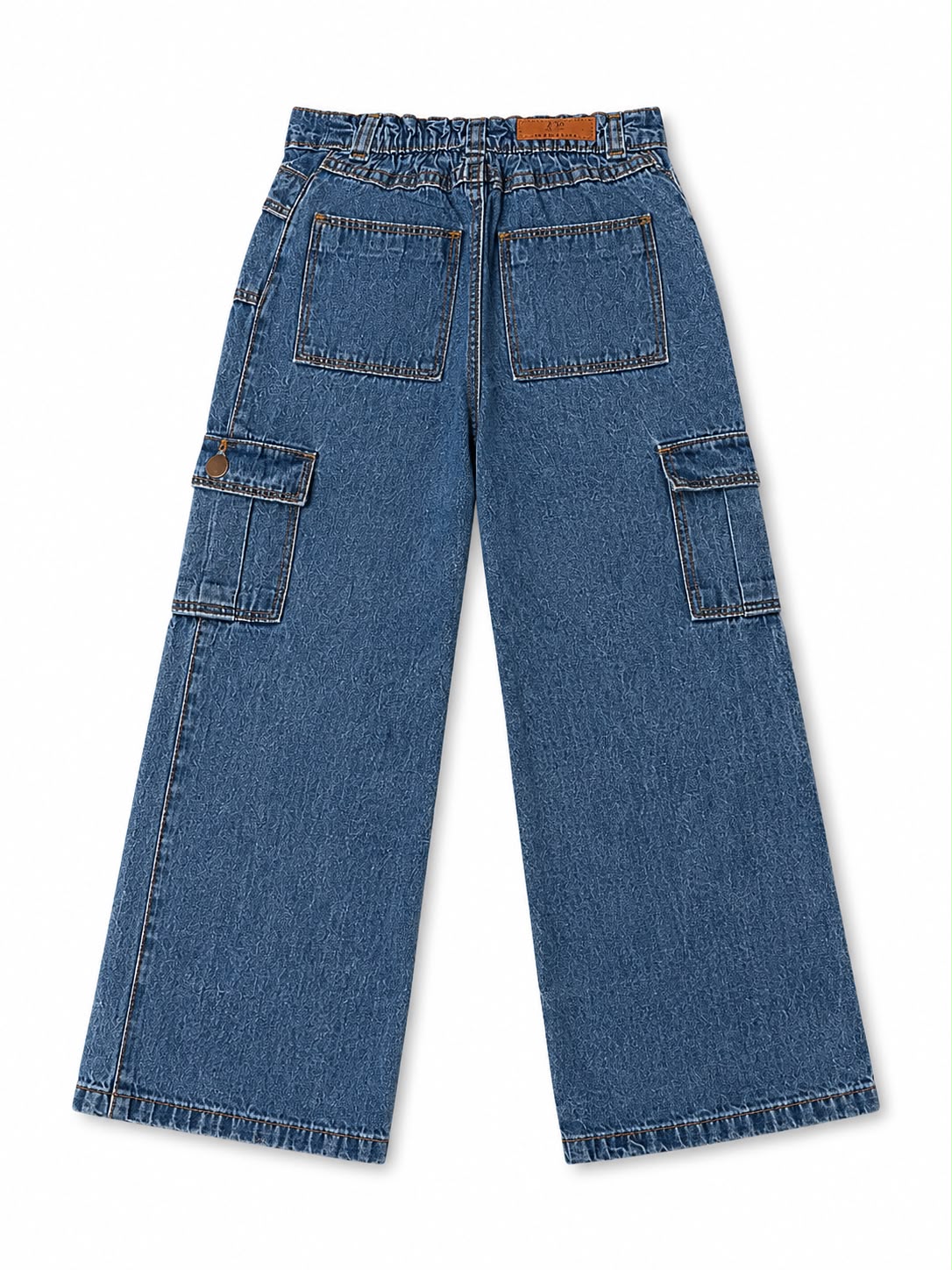 Pantalón niña cargo de mezclilla detalles desgastados