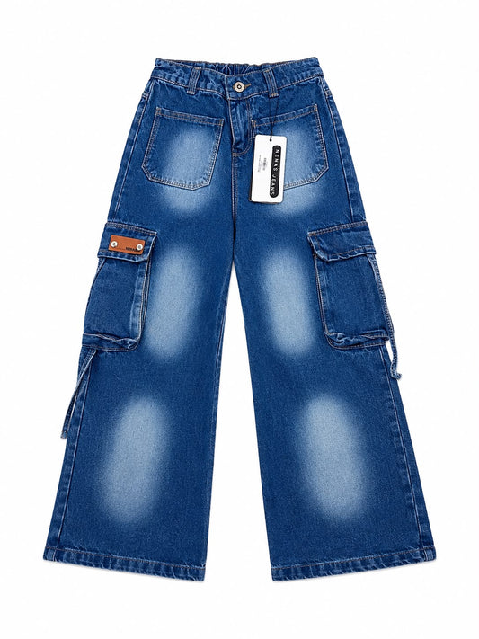Pantalón niña cargo mezclilla efecto deslavado