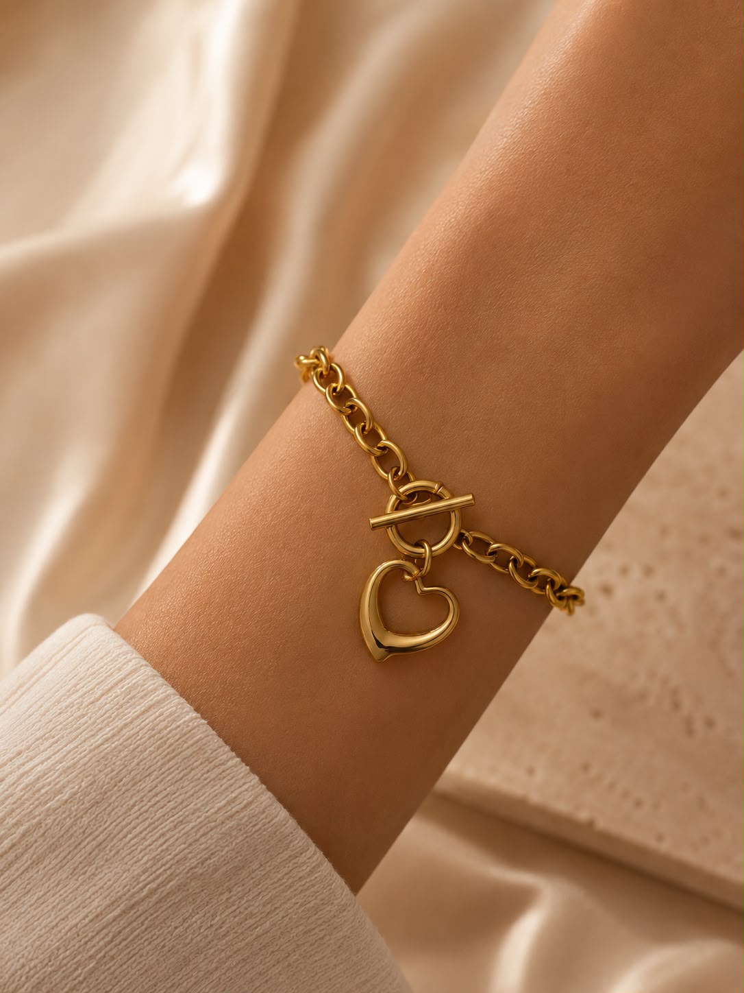 Set accesorio collar y pulsera con corazón dorado