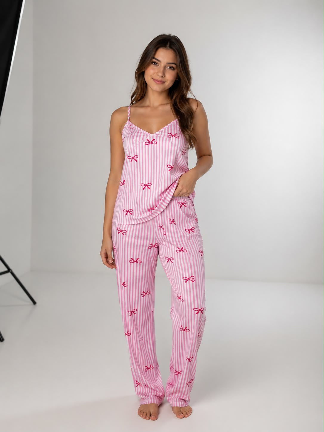 Pijama Dama Satinada Moñitos Rosa
