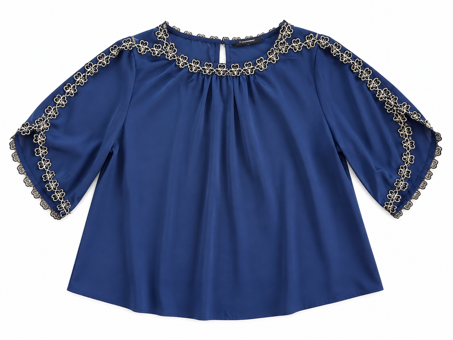 Blusa Dama Azul Rey con Bordado Floral en Cuello y Mangas