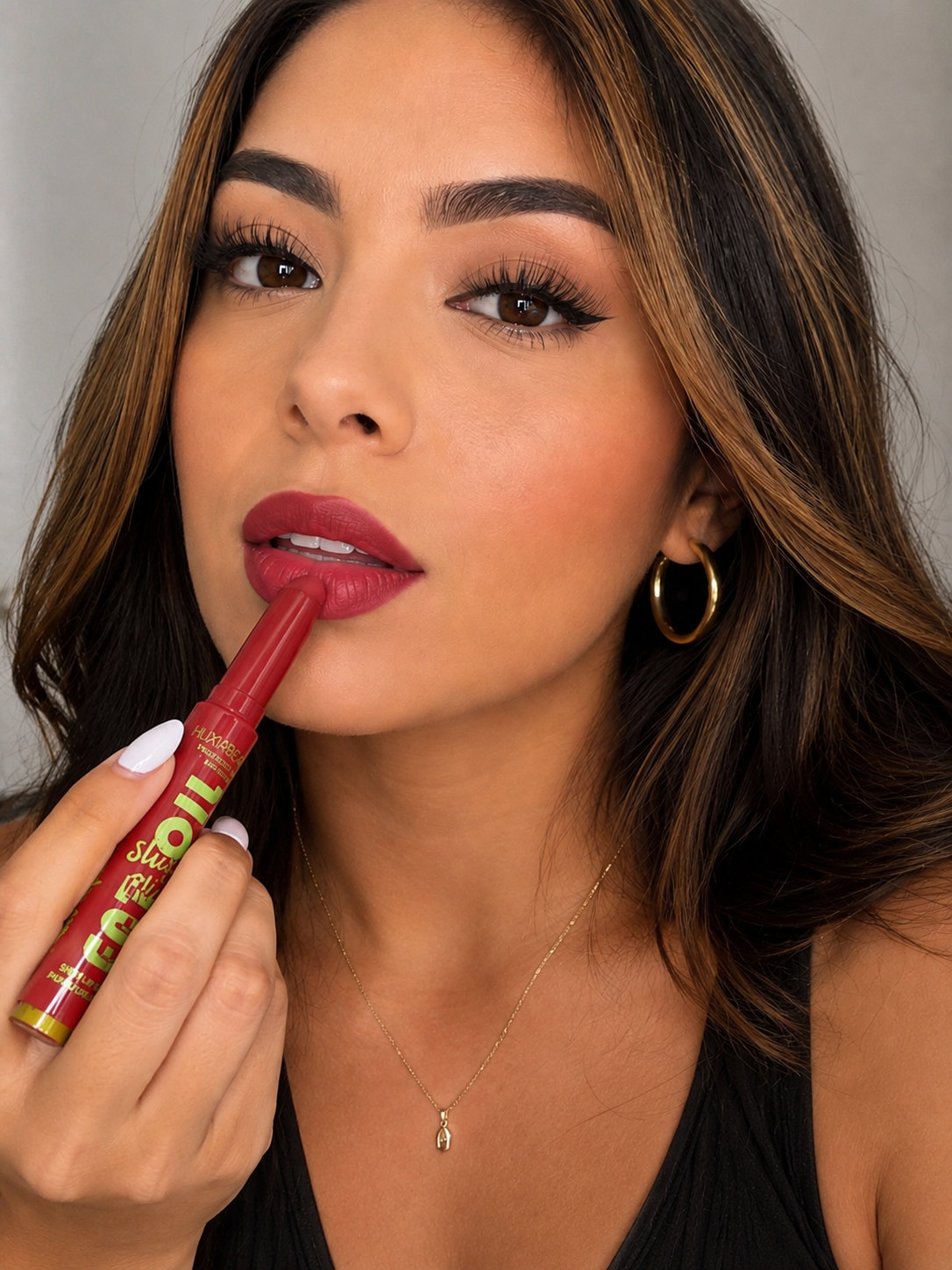 Labial en barra Fat Oil – Color aleatorio 💄✨