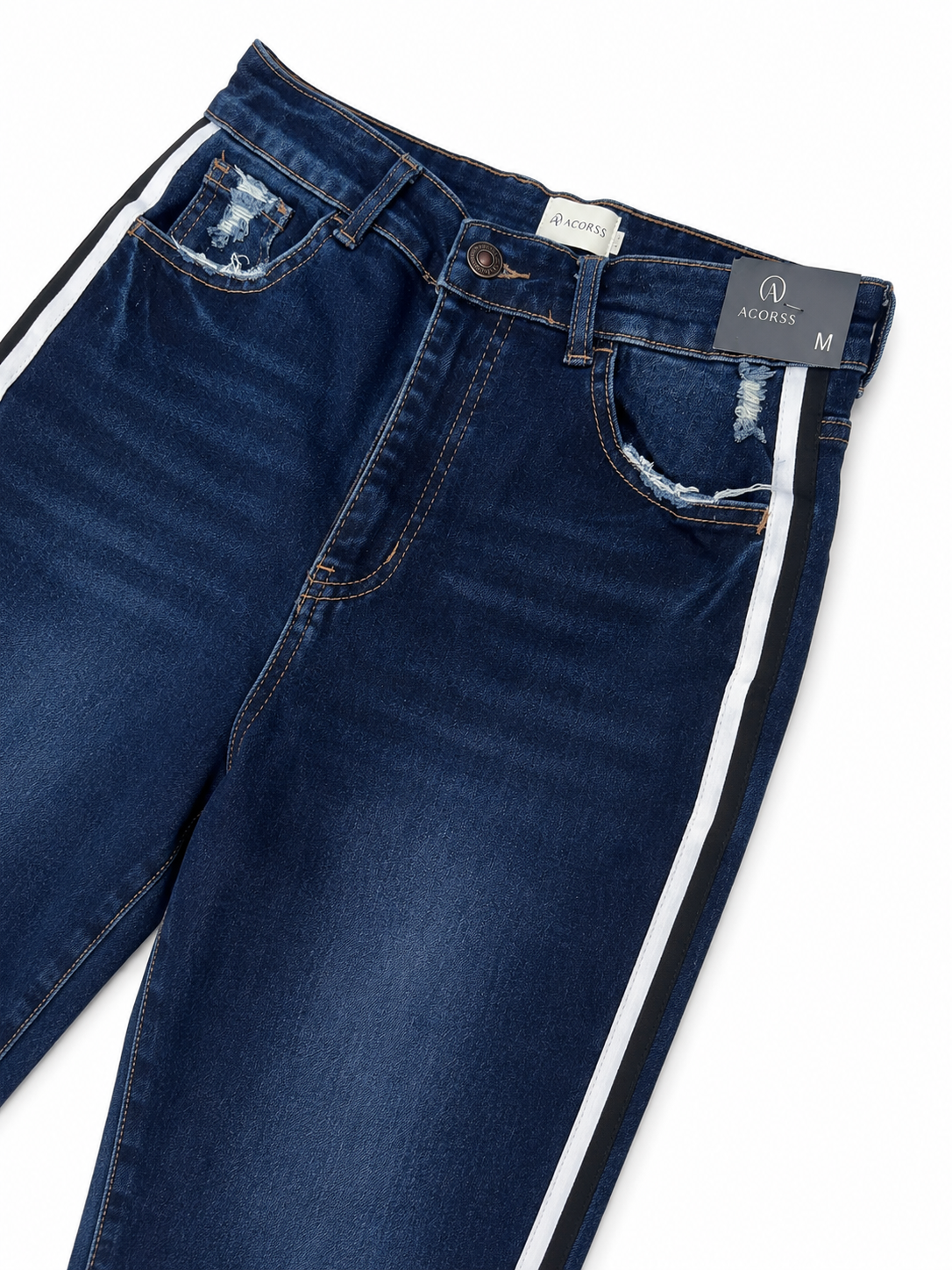 Pantalón dama mezclilla azul oscuro con líneas laterales blancas y bolsas funcionales