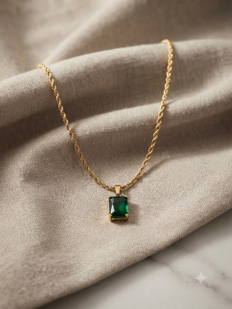 Collar accesorio dama – Dije cristal verde esmeralda