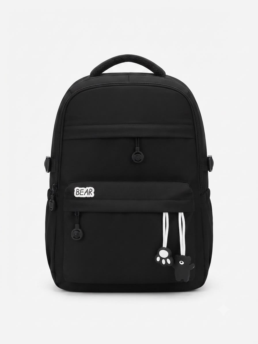 Mochila juvenil negra con detalles decorativos 🎒🖤