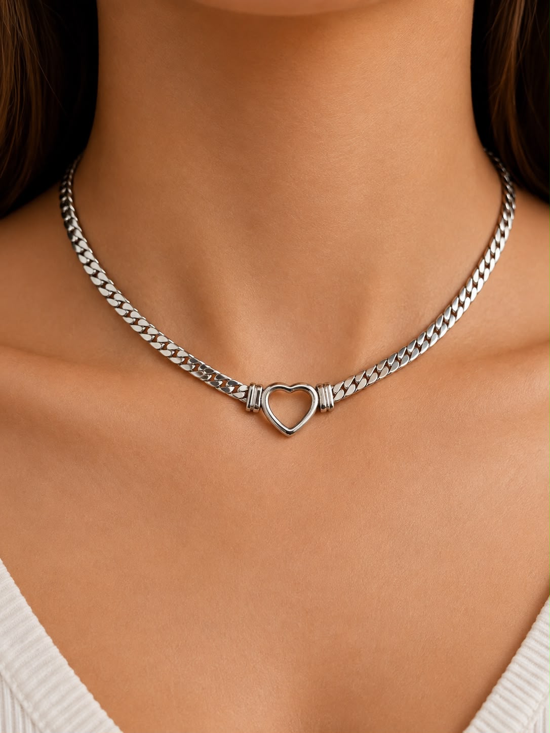 Set accesorio collar y pulsera con corazón plateado