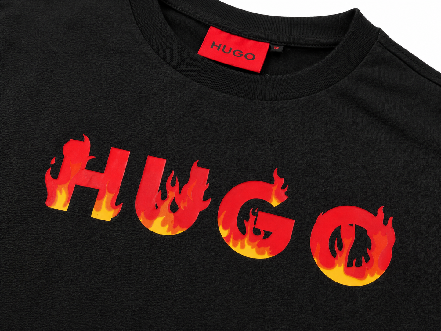 Playera caballero cuello redondo  HUG@