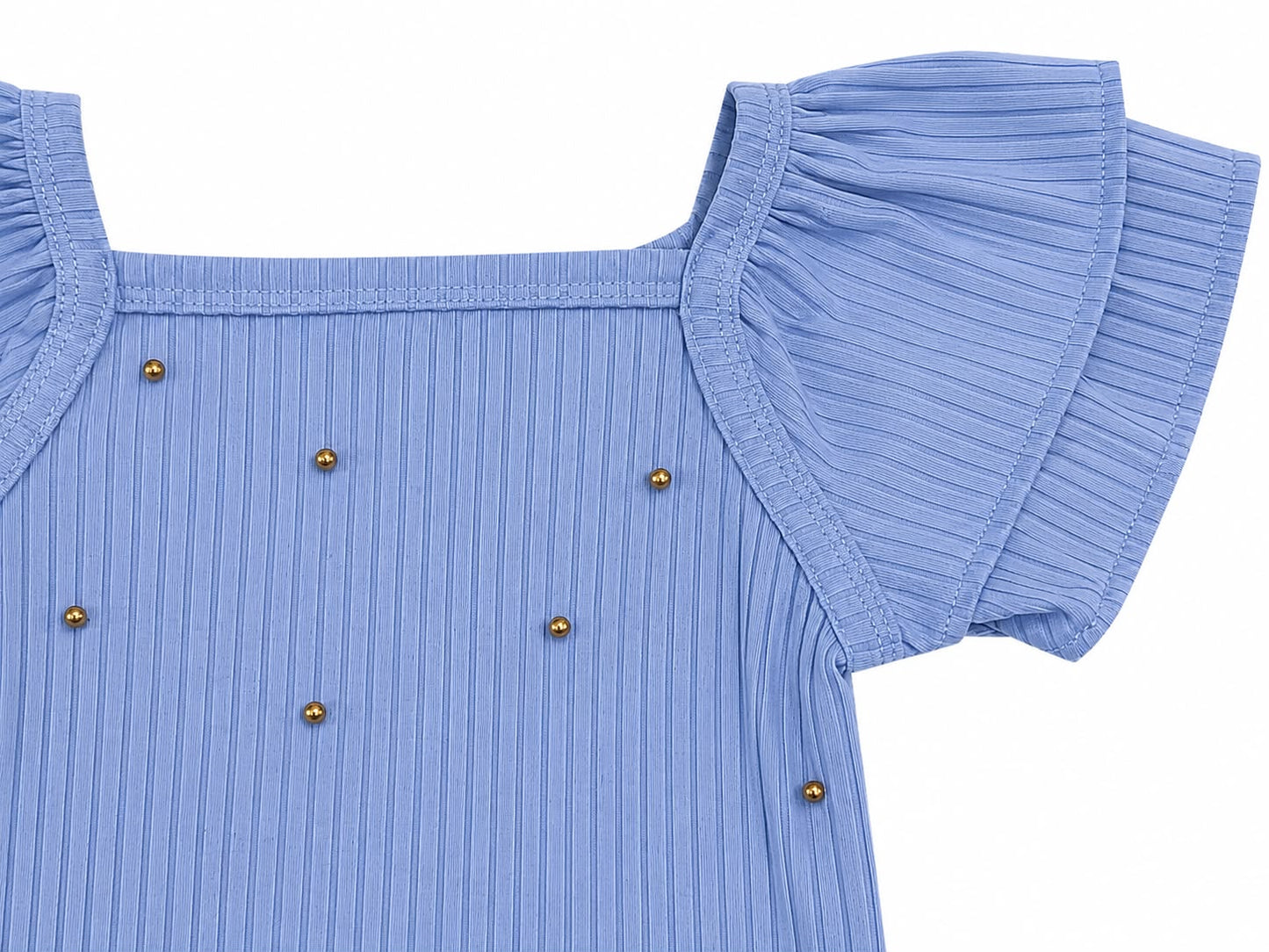 Blusa niña azul cielo acanalada con manga de olanes y aplicaciones