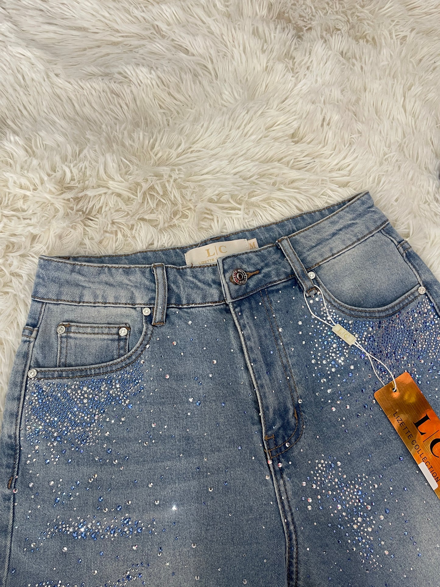 Pantalón dama mezclilla palazzo con pedrería brillante